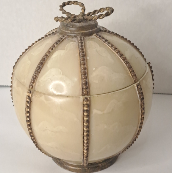 Vintage Croscill Home Romanza Trinket Box Hand Painted Faux Onyx Brass. - Picture 3 of 10